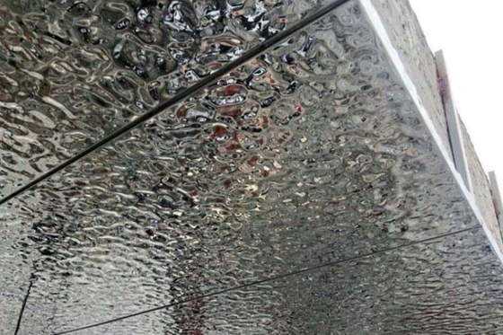 چین اندازه سفارشی پانل سقف ضدزنگ برای رستوران ها / بارها / اتاق انتظار تامین کننده