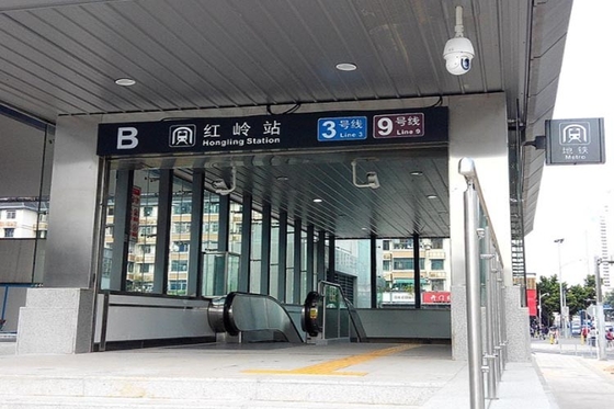 چین ایستگاه مترو محصولات سفارشی فولاد ضد زنگ با ورودی های متعدد و خروجی تامین کننده